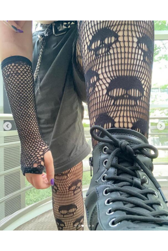 Lunedear Woman Goth Tights Gothic Fishnet Stockings Sexy Black Alternative Punk Pantyhose Leggings
